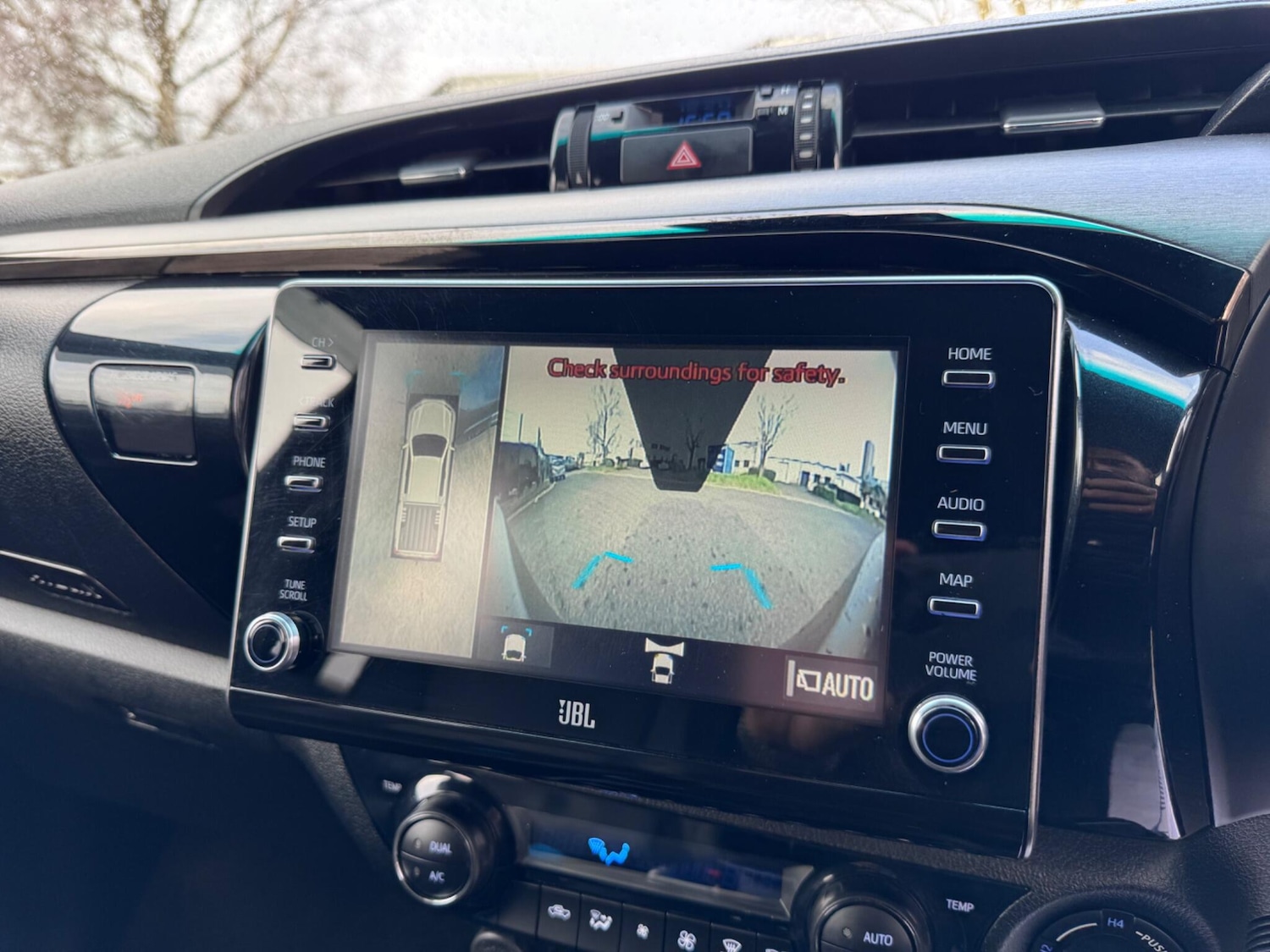 Used Toyota Hilux 2021 for sale - 77768584: Photo 24