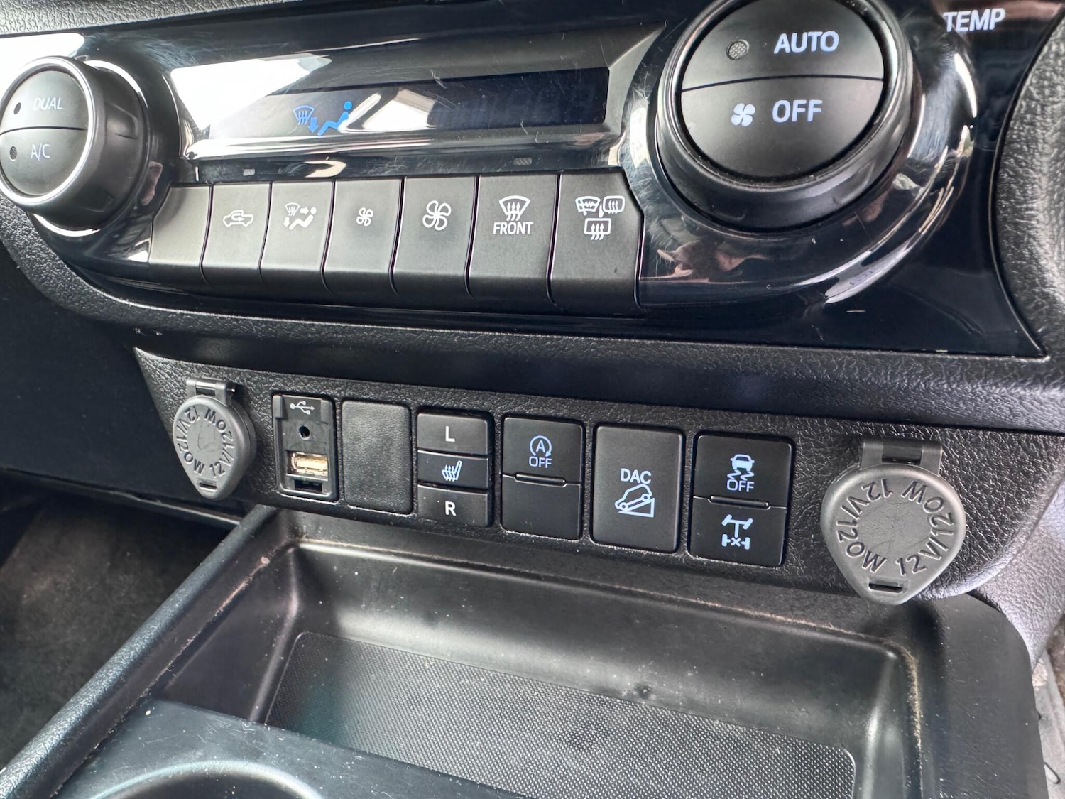 Used Toyota Hilux 2021 for sale - 77768584: Photo 27