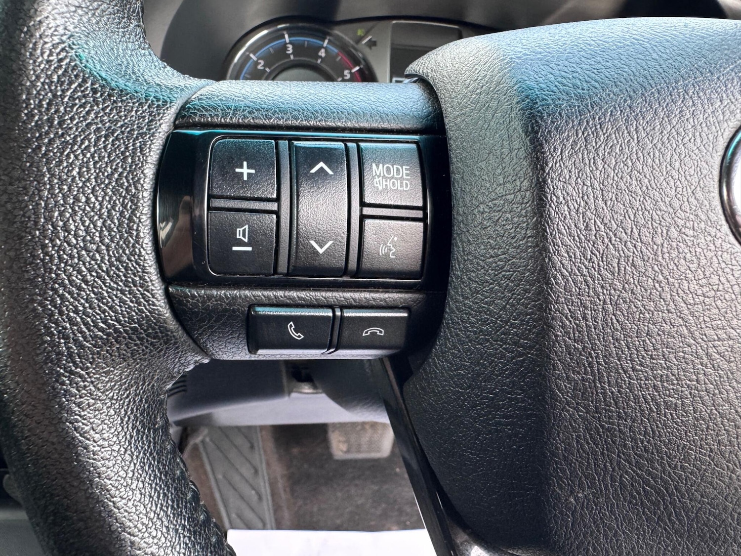 Used Toyota Hilux 2021 for sale - 77768584: Photo 28