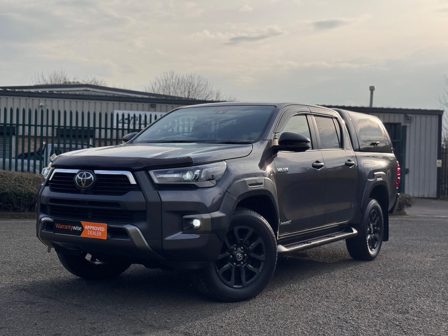 Used Toyota Hilux 2021 for sale - 77768584: Photo 3