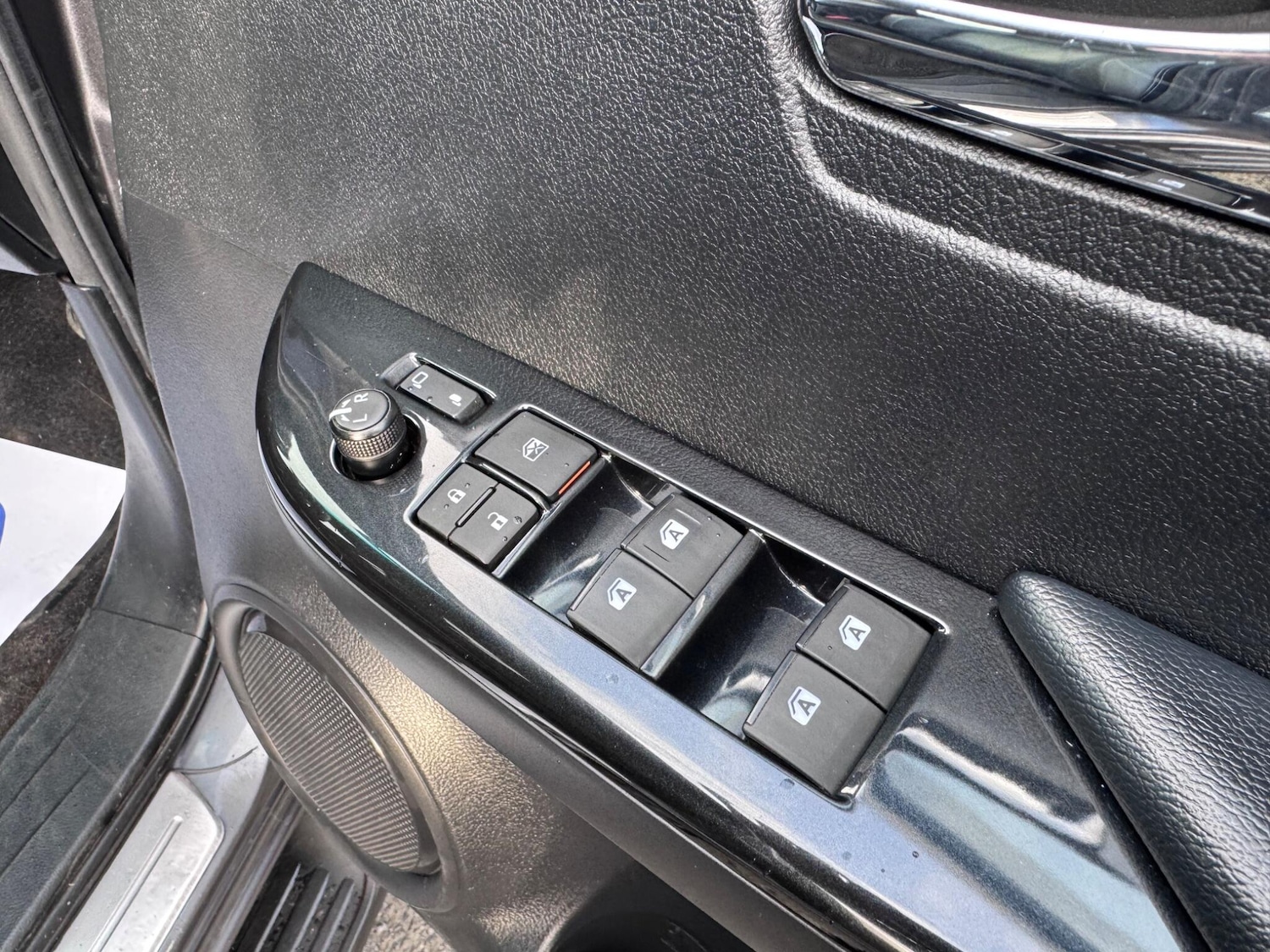 Used Toyota Hilux 2021 for sale - 77768584: Photo 32