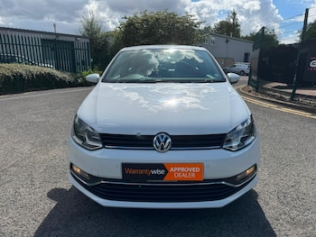 Used Volkswagen Polo 2015 for sale - 78859764: Photo