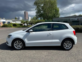 Used Volkswagen Polo 2015 for sale - 78859764: Photo
