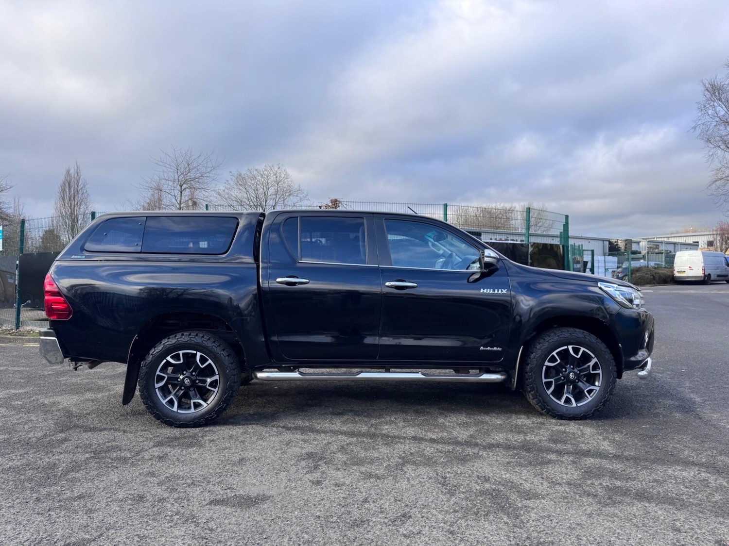 Used Toyota Hilux 2017 for sale - 77441169: Photo 12