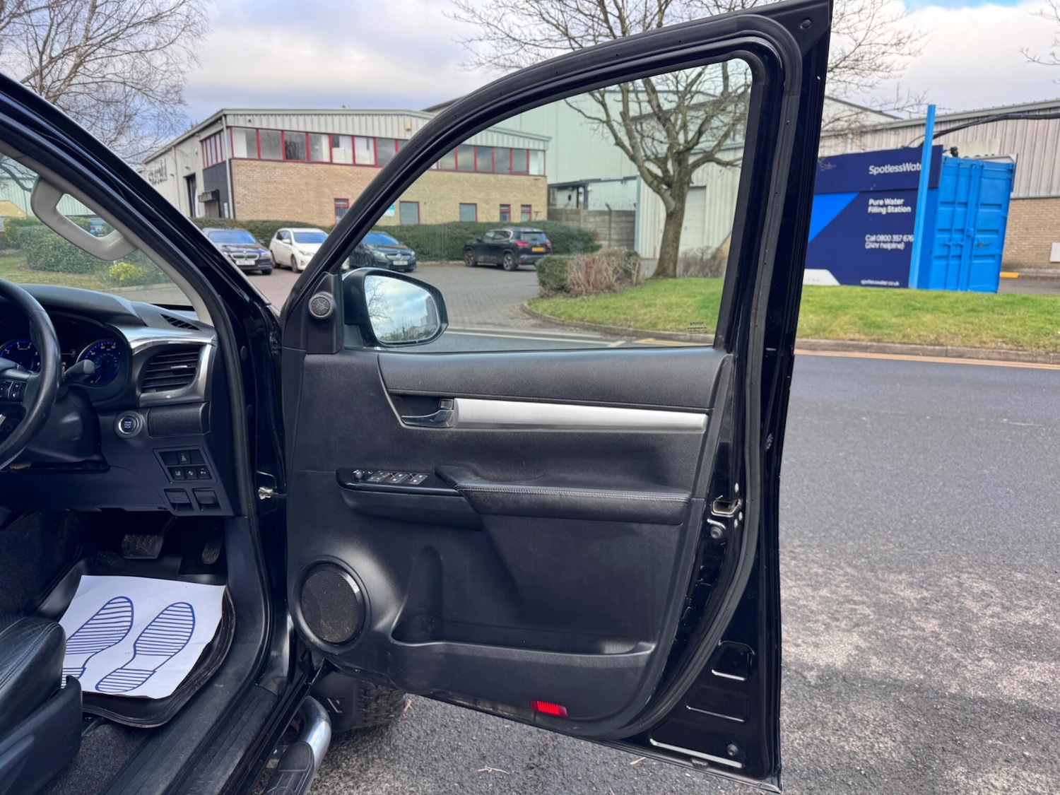 Used Toyota Hilux 2017 for sale - 77441169: Photo 15