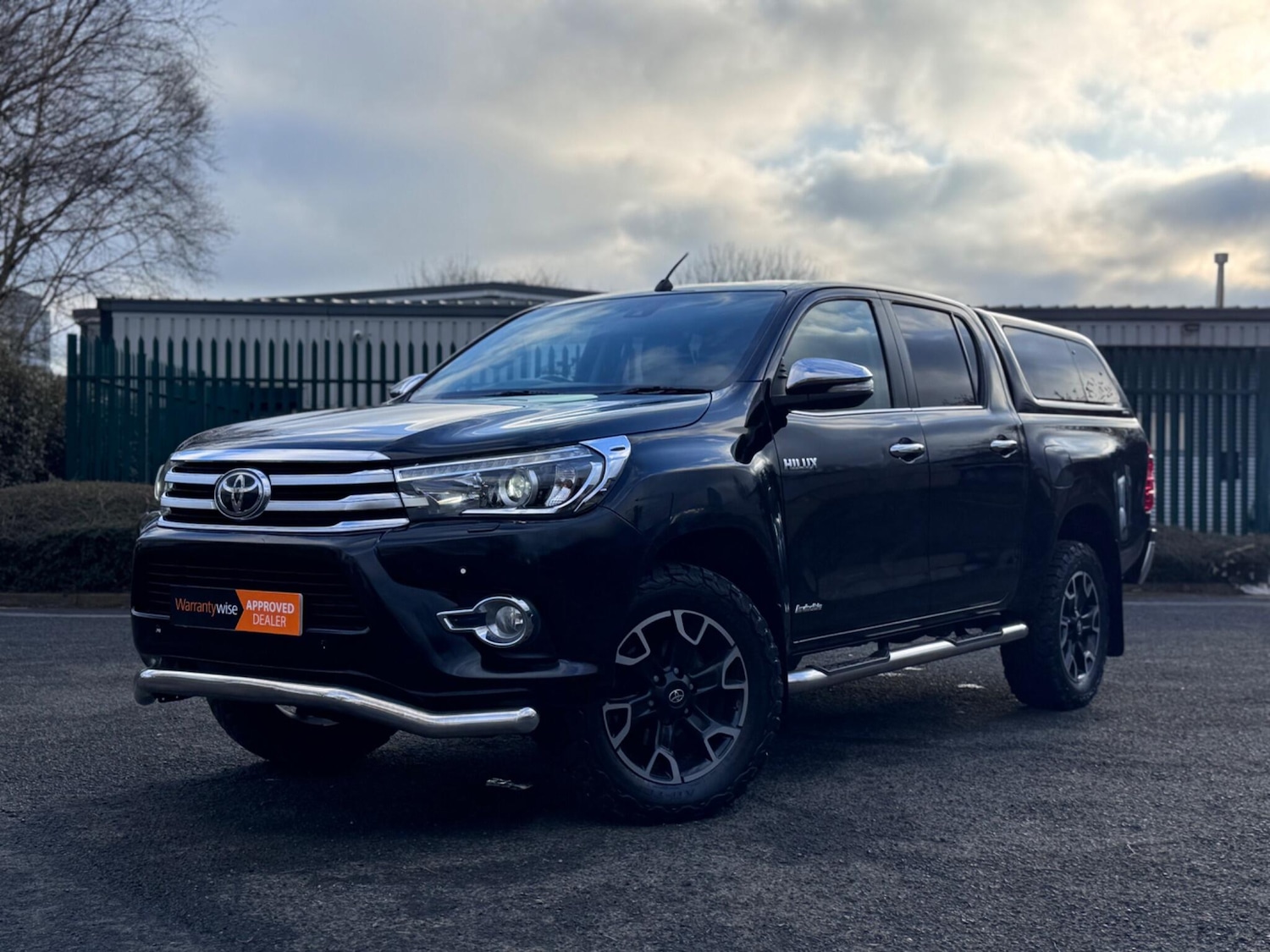 Used Toyota Hilux 2017 for sale - 77441169: Photo 3