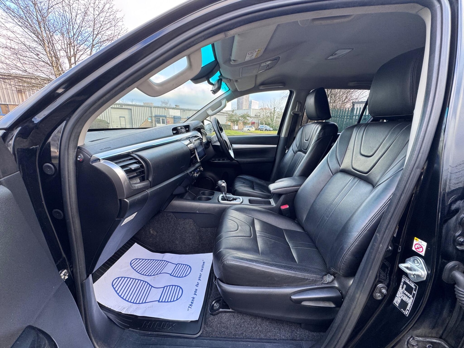 Used Toyota Hilux 2017 for sale - 77441169: Photo 31