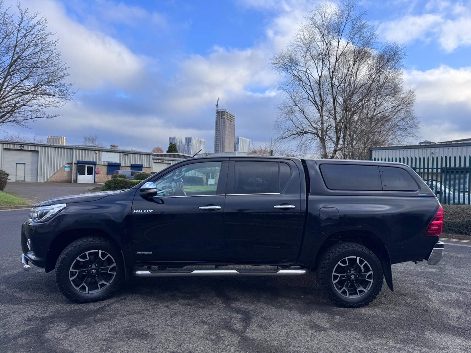 Used Toyota Hilux 2017 for sale - 77441169: Photo 4