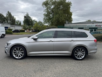 Used Volkswagen Passat 2015 for sale - 76071714: Photo