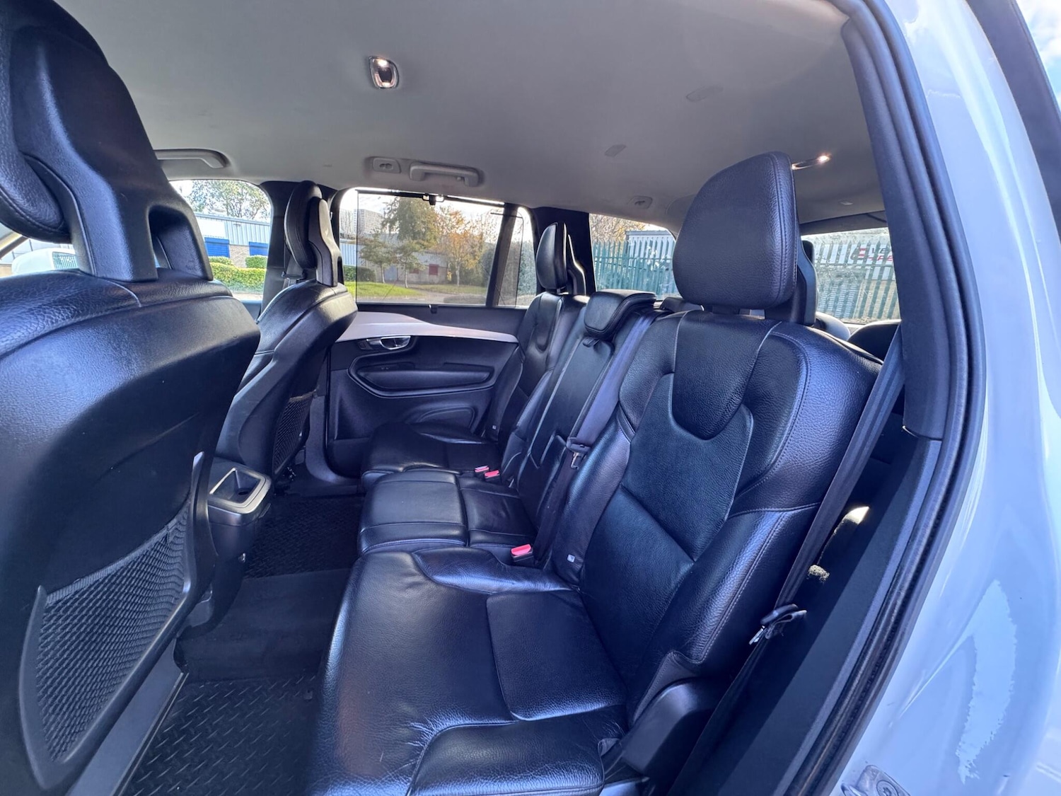 Used Volvo XC90 2015 for sale - 76702282: Photo 27