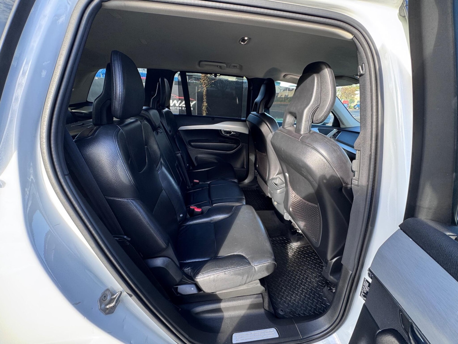 Used Volvo XC90 2015 for sale - 76702282: Photo 33