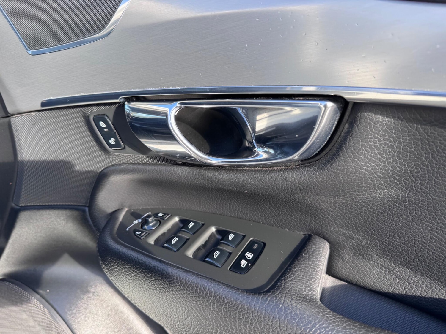 Used Volvo XC90 2015 for sale - 76702282: Photo 37