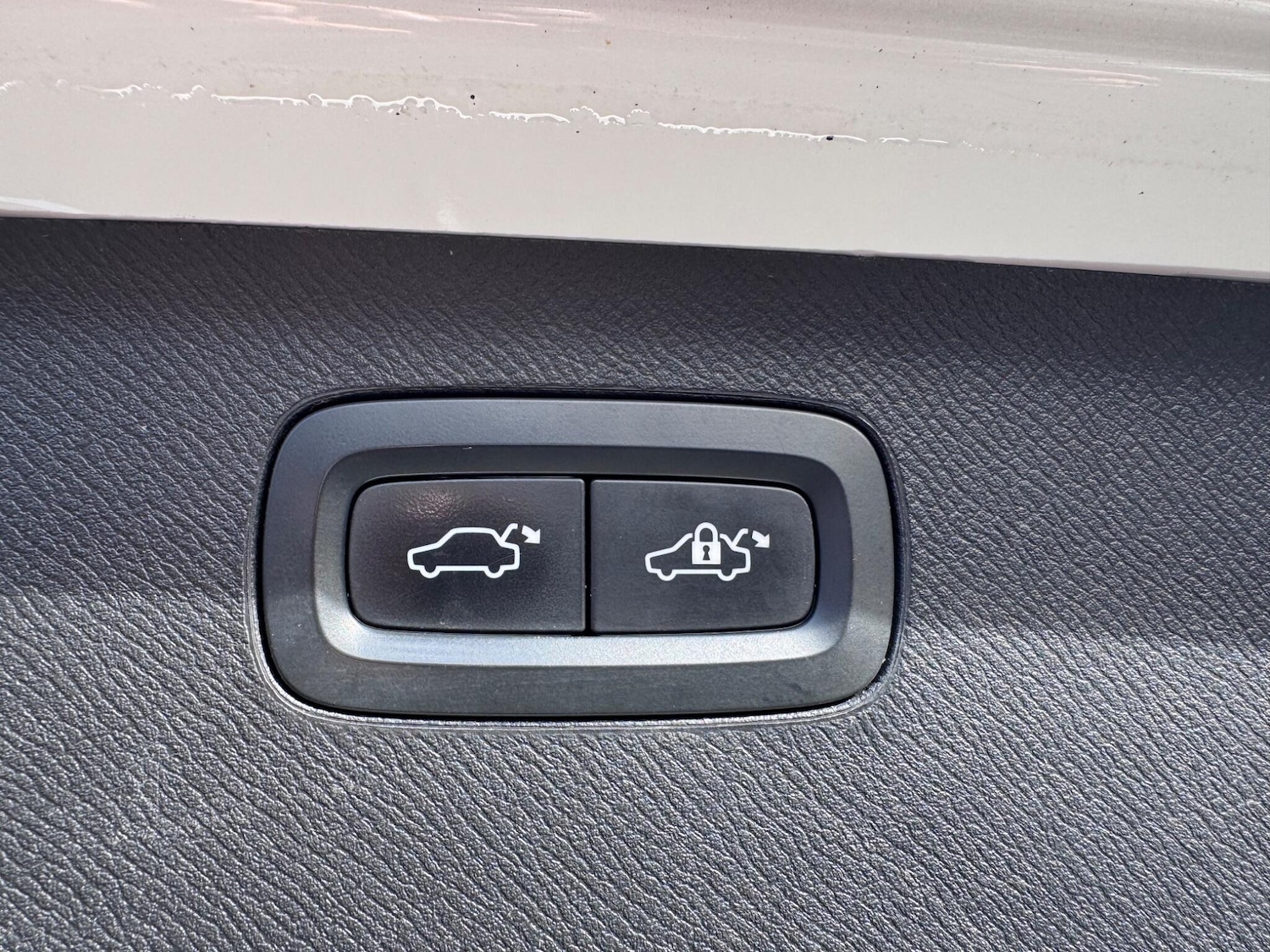 Used Volvo XC90 2015 for sale - 76702282: Photo 9