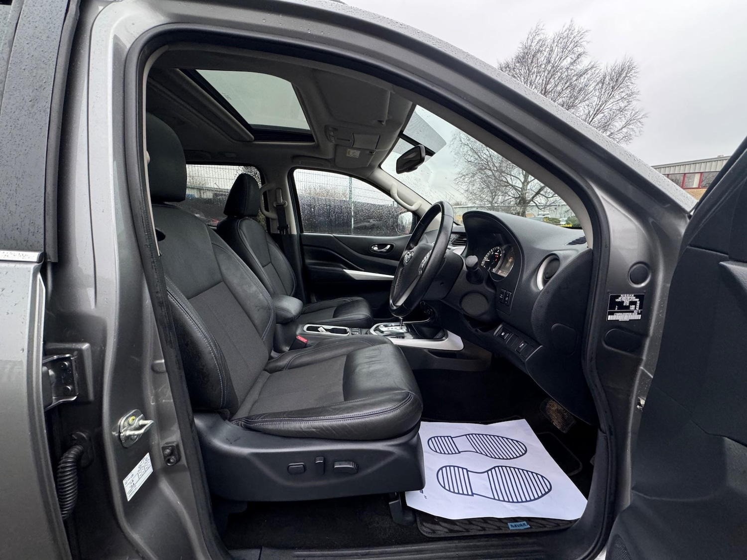 Used Nissan Navara 2021 for sale - 76765347: Photo 15