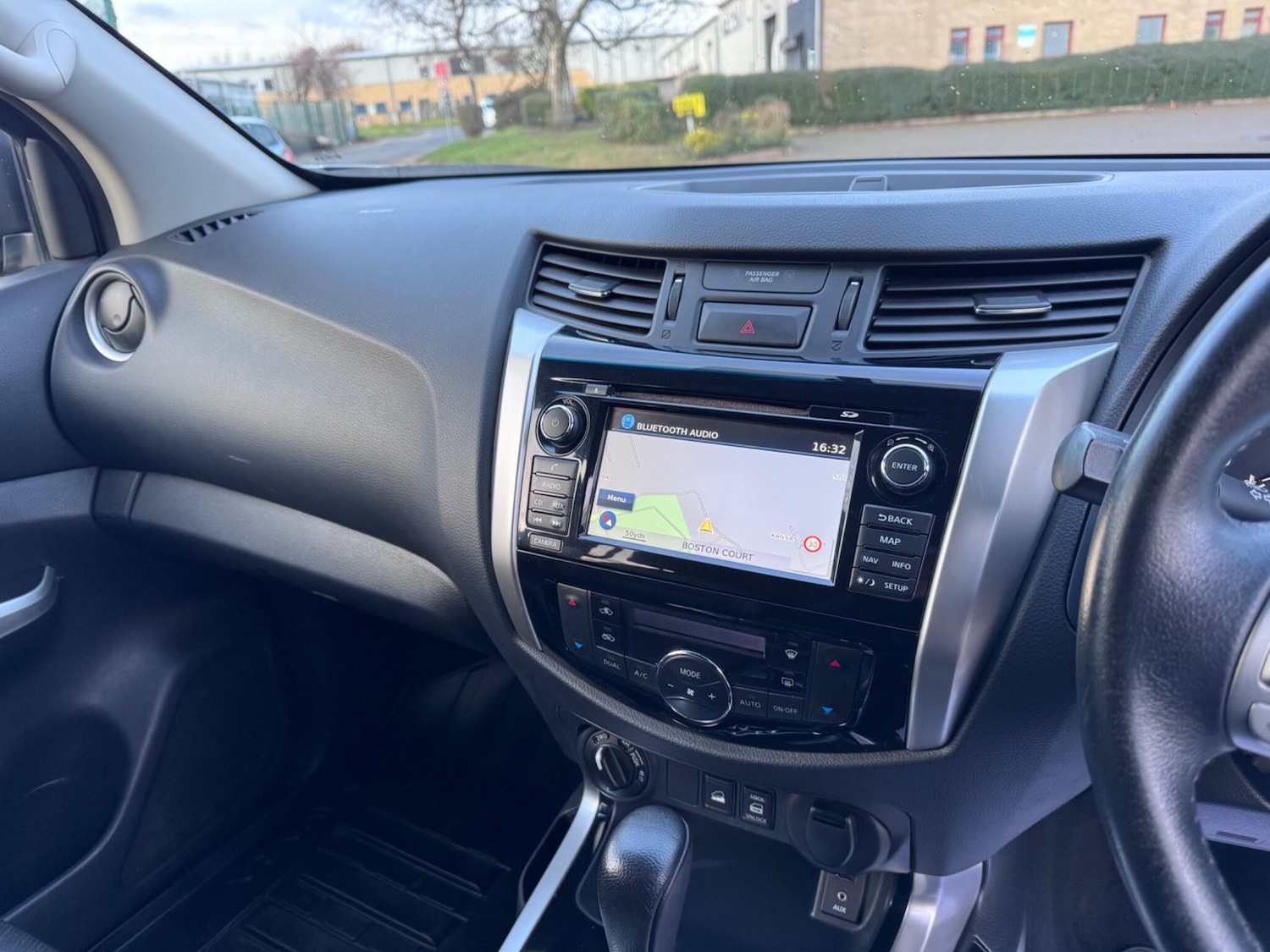 Used Nissan Navara 2018 for sale - 77611915: Photo 23