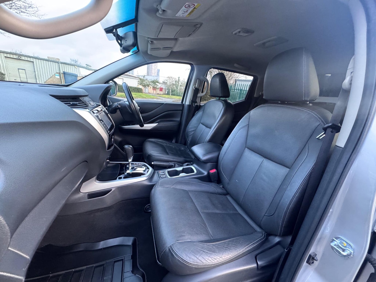 Used Nissan Navara 2018 for sale - 77611915: Photo 31