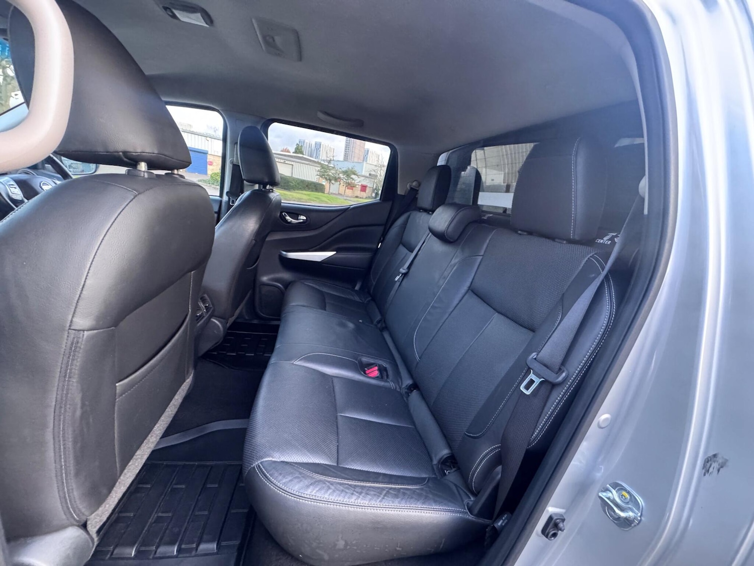 Used Nissan Navara 2018 for sale - 77611915: Photo 36