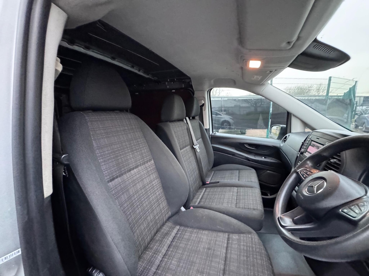 Used Mercedes-Benz Vito 2018 for sale - 77229520: Photo 17