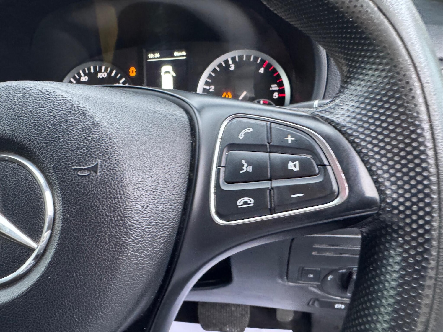 Used Mercedes-Benz Vito 2018 for sale - 77229520: Photo 23