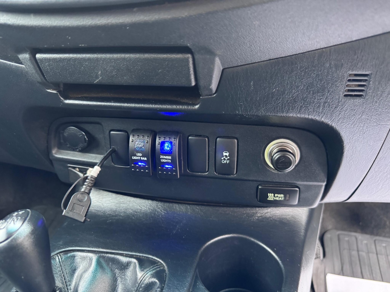 Used Toyota Hilux 2014 for sale - 77426181: Photo 40