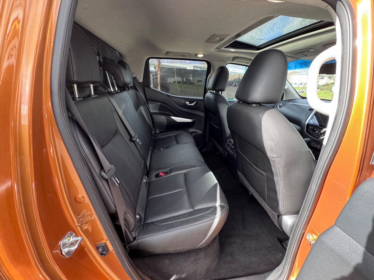 Used Nissan Navara 2017 for sale - 77853365: Photo 43