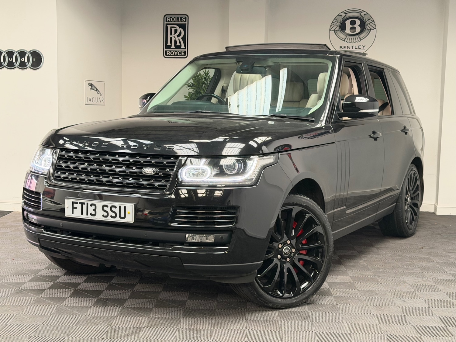 Used Land Rover Range Rover 2013 for sale - 78005555: Photo 2