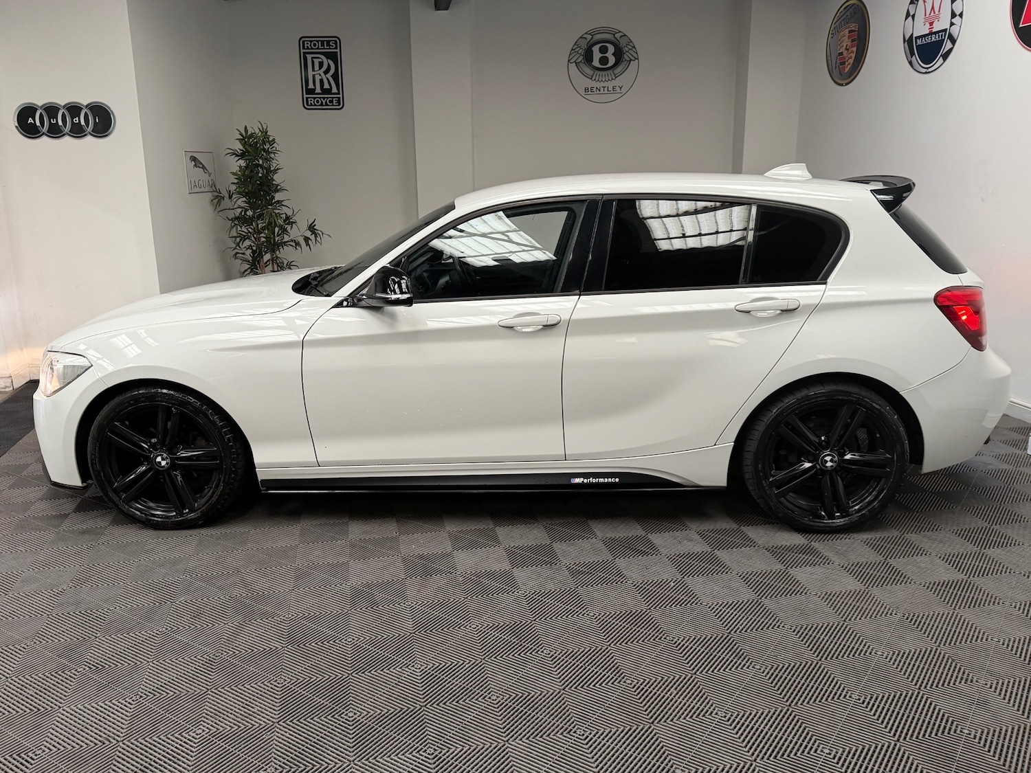 Used BMW 1 Series 2013 for sale - 77982040: Photo 5