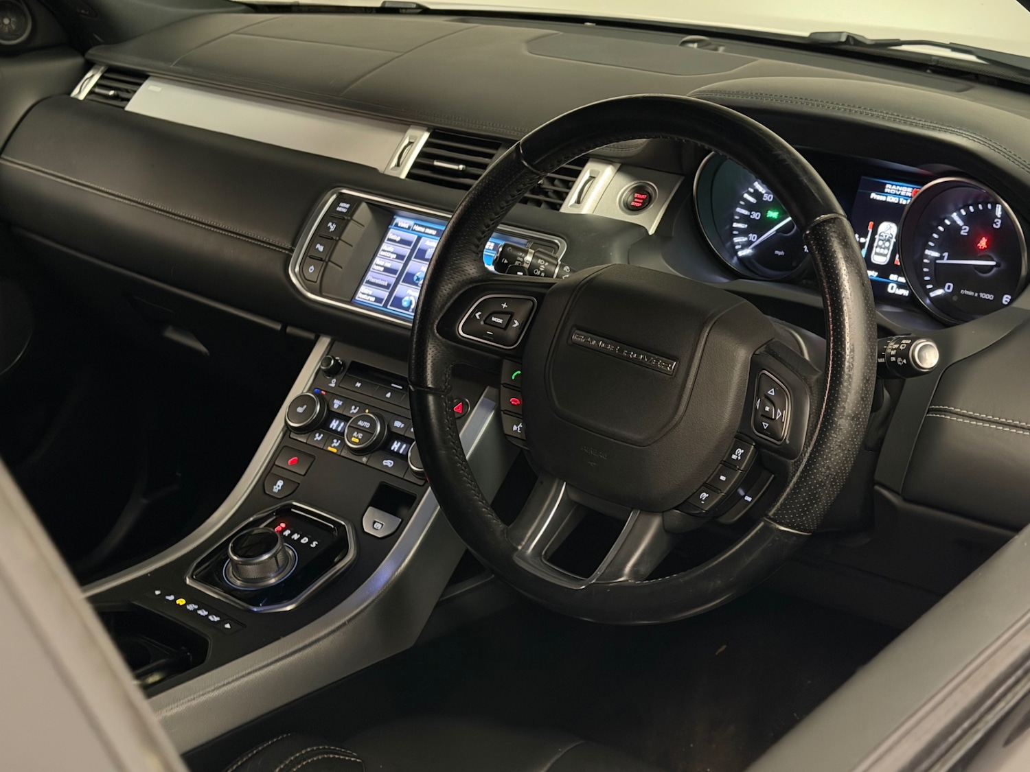 Used Land Rover Range Rover Evoque 2011 for sale - 78004857: Photo 11