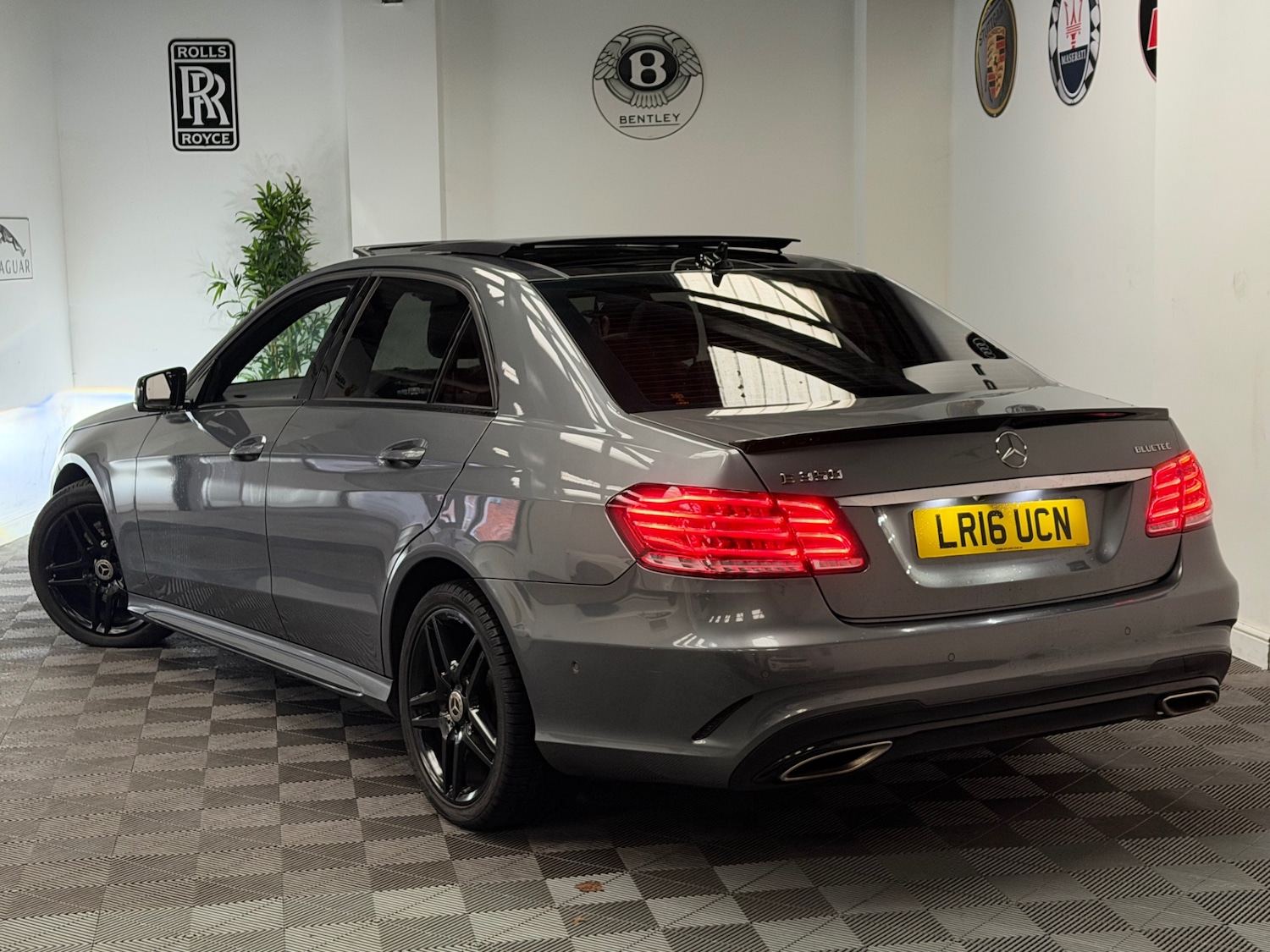 Used Mercedes-Benz E Class 2016 for sale - 78000438: Photo 10