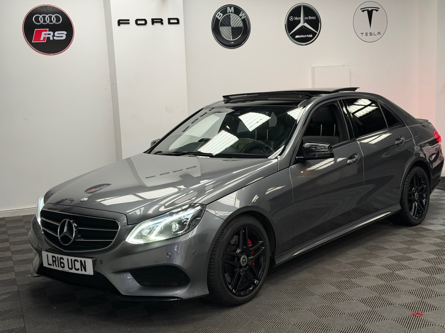 Used Mercedes-Benz E Class 2016 for sale - 78000438: Photo 11