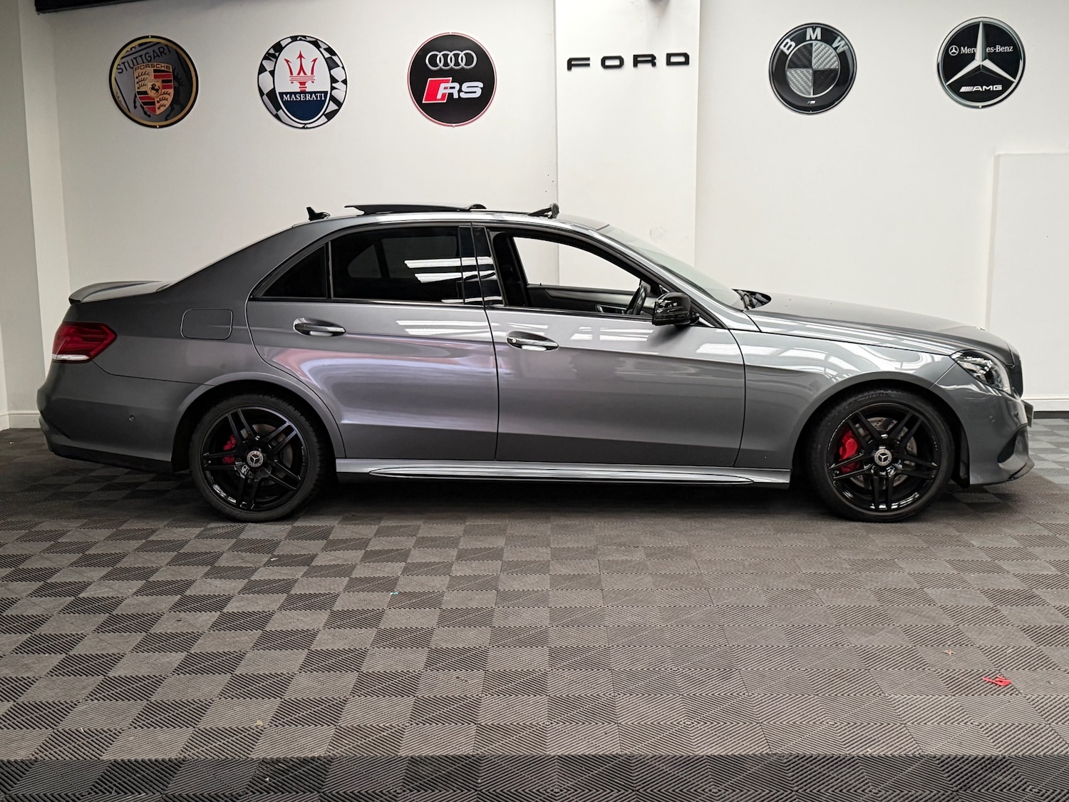 Used Mercedes-Benz E Class 2016 for sale - 78000438: Photo 5