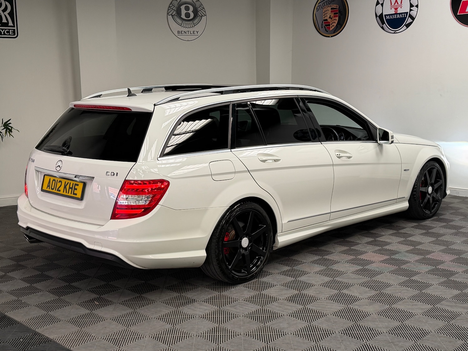 Used Mercedes-Benz C Class 2012 for sale - 78005535: Photo 12