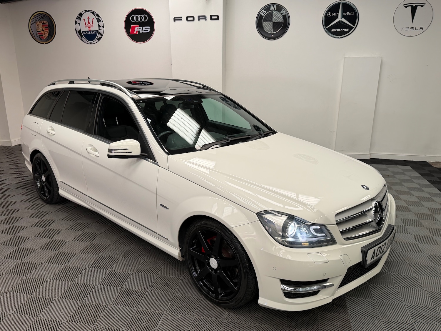 Used Mercedes-Benz C Class 2012 for sale - 78005535: Photo 21