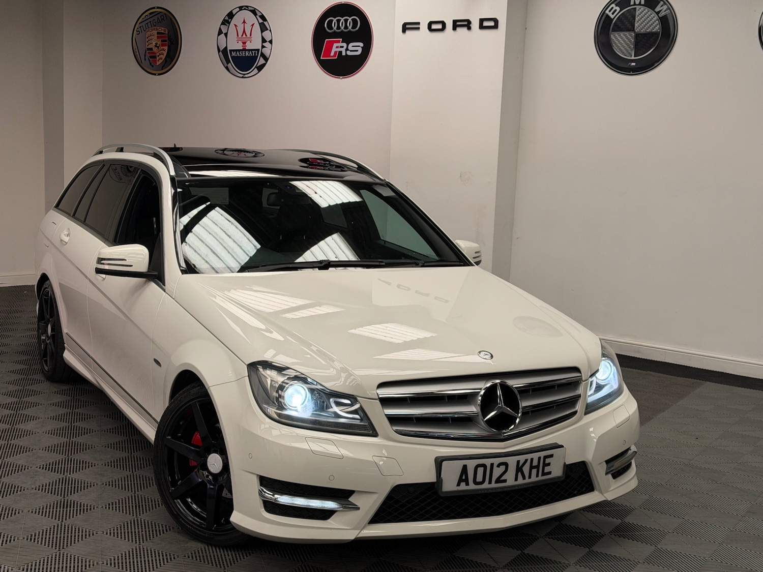 Used Mercedes-Benz C Class 2012 for sale - 78005535: Photo 28