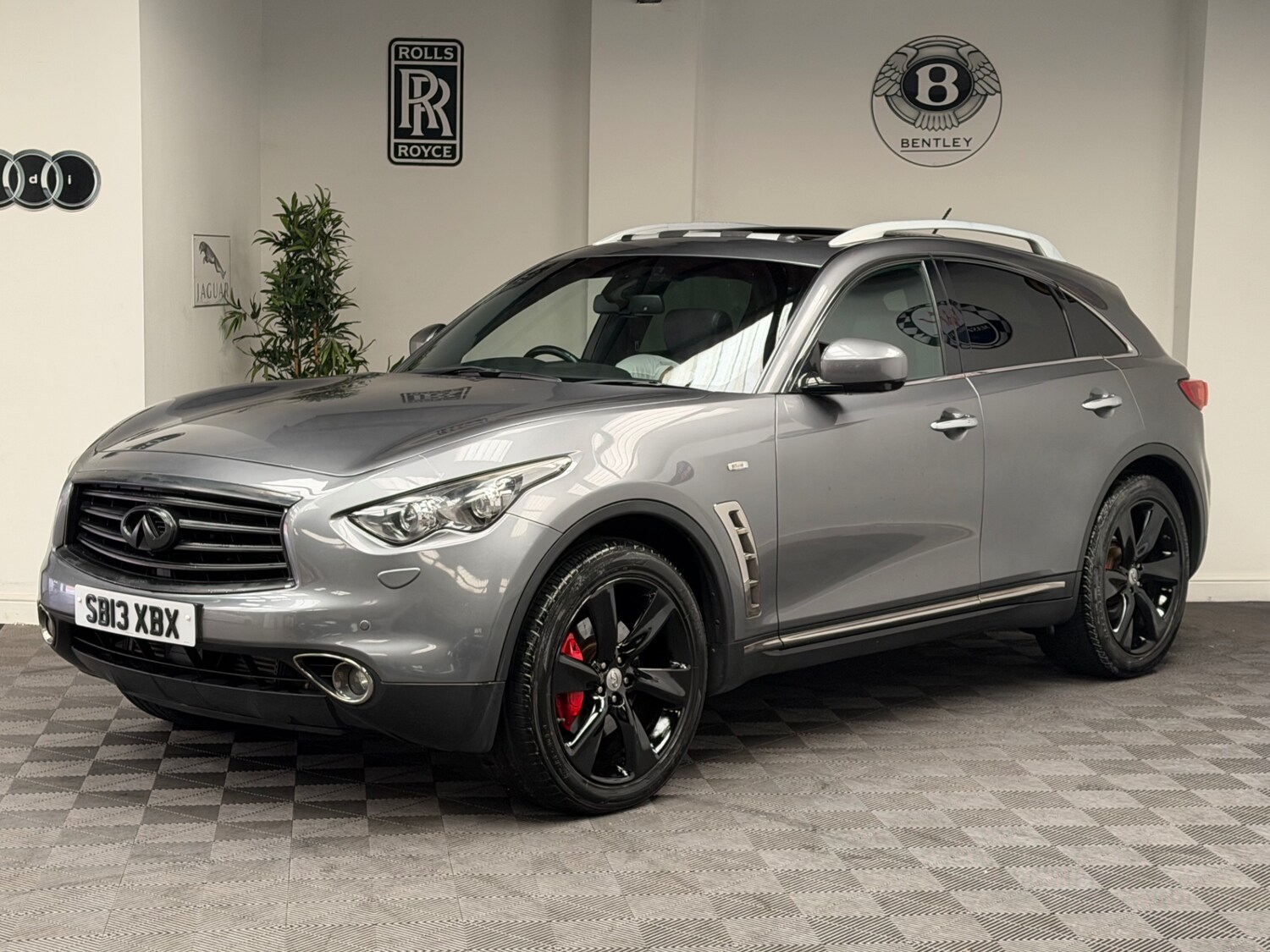 Used Infiniti FX 2013 for sale - 77982036: Photo 18