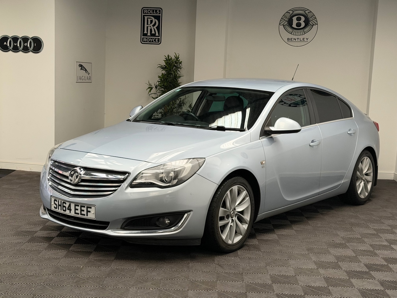 Used Vauxhall Insignia 2014 for sale - 78004849: Photo 2