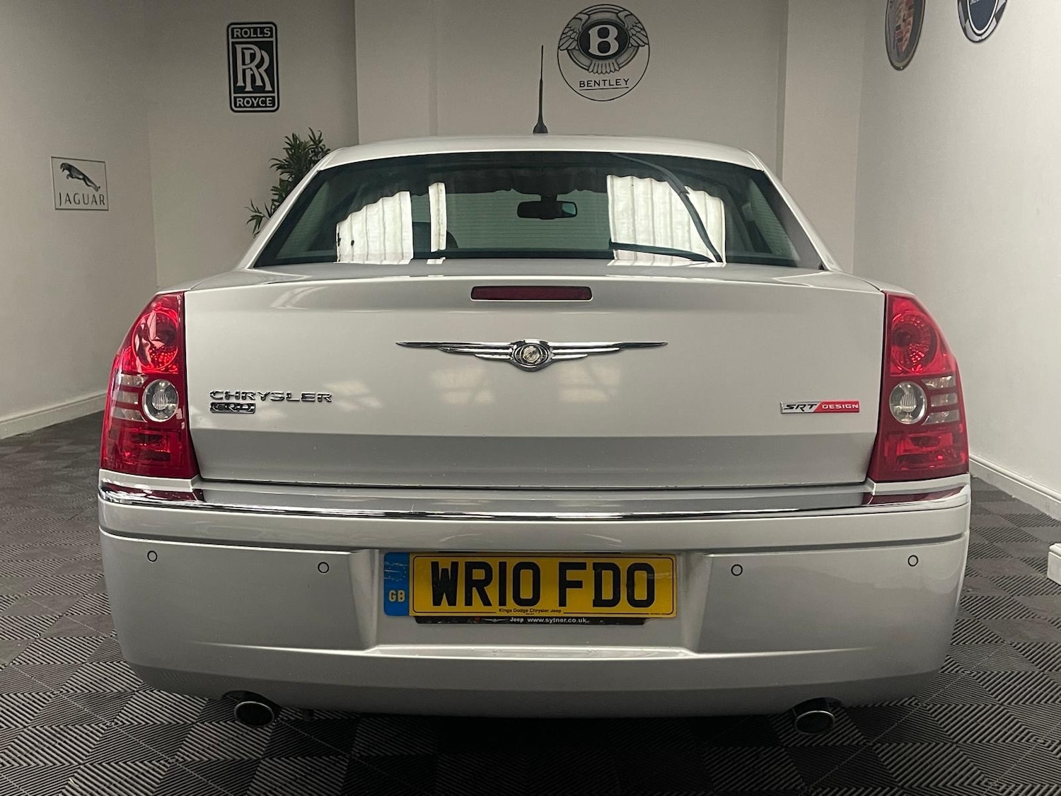 Used Chrysler 300C 2010 for sale - 78004868: Photo 12