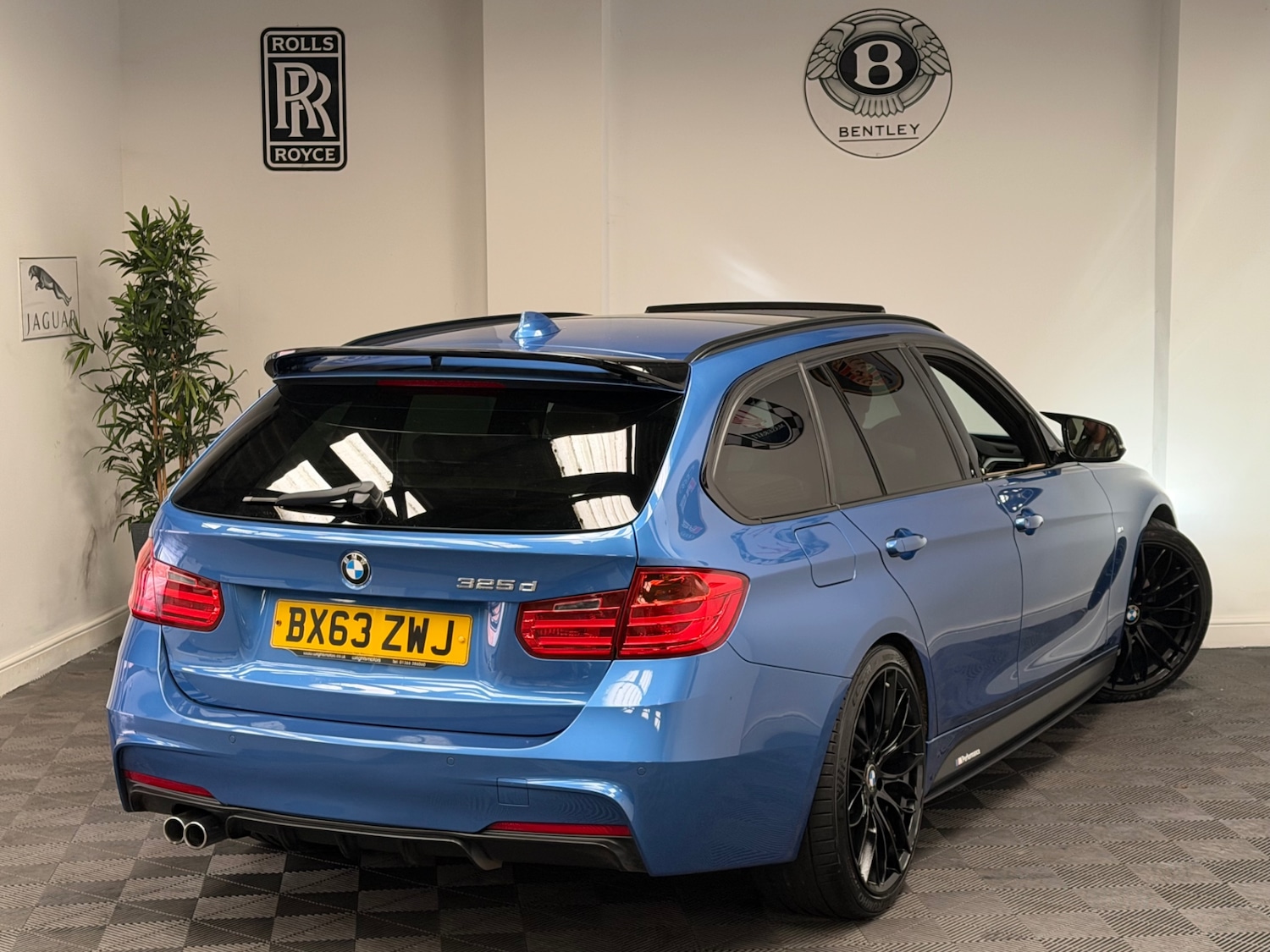 Used BMW 3 Series 2013 for sale - 77982009: Photo 14