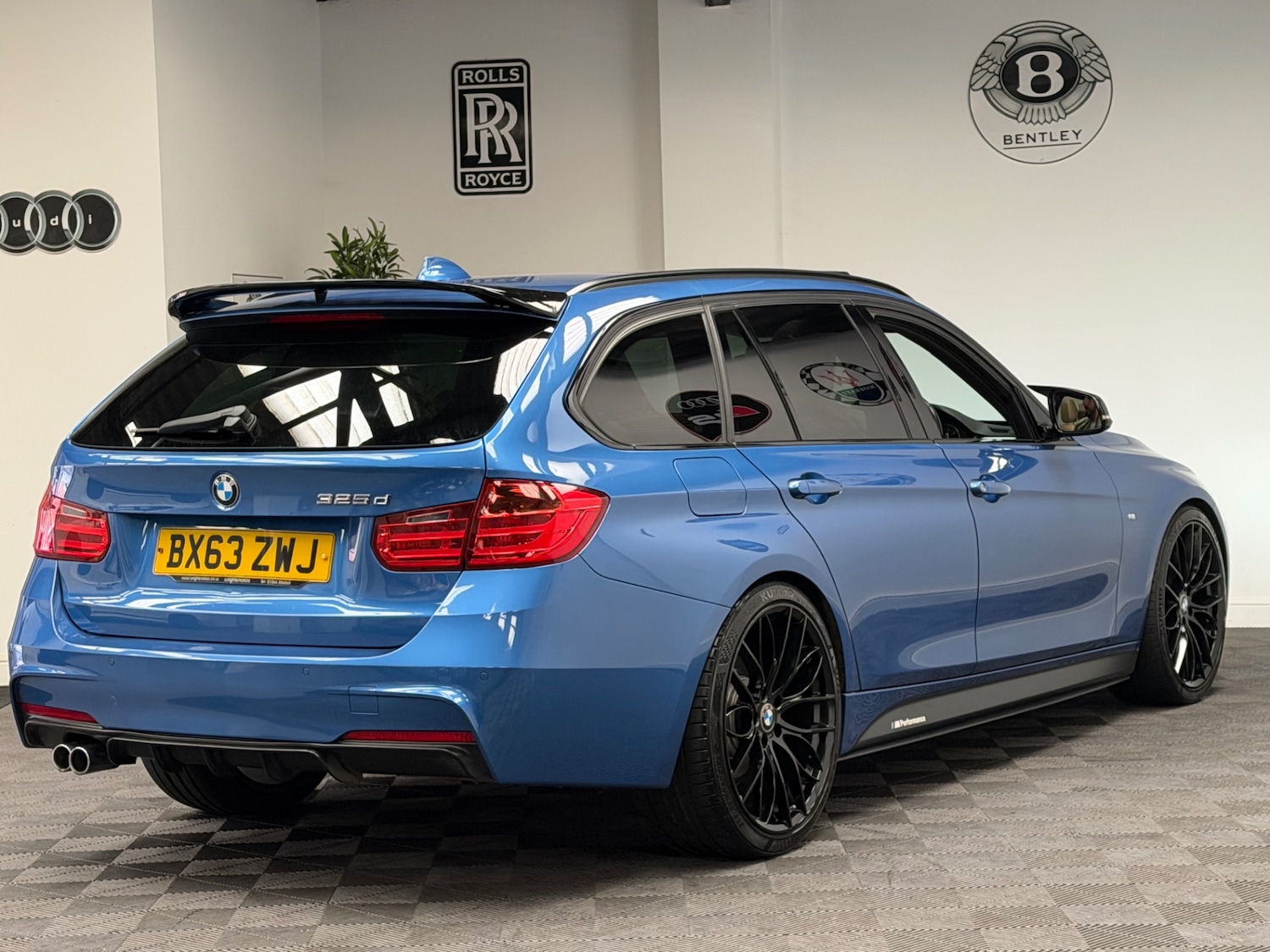 Used BMW 3 Series 2013 for sale - 77982009: Photo 18