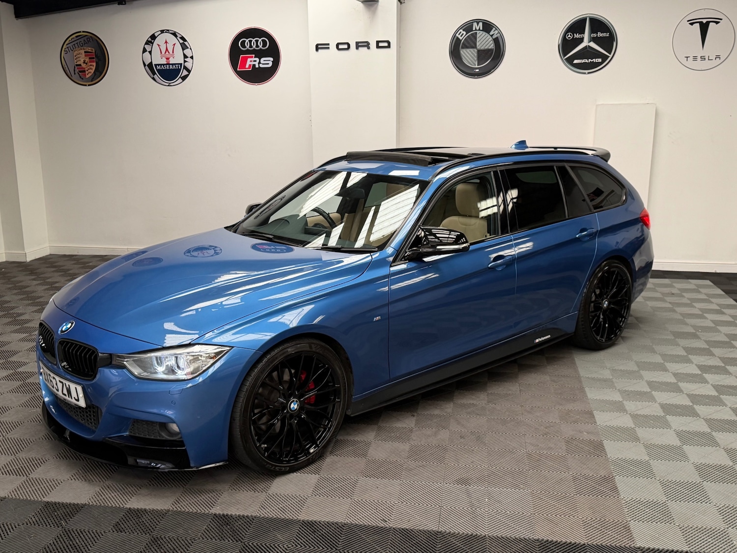 Used BMW 3 Series 2013 for sale - 77982009: Photo 30