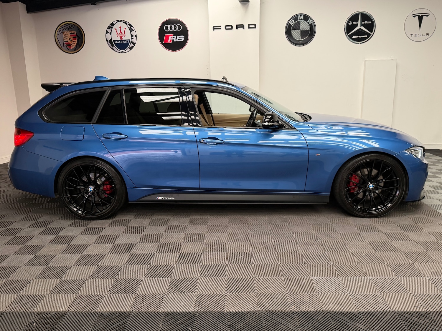 Used BMW 3 Series 2013 for sale - 77982009: Photo 6