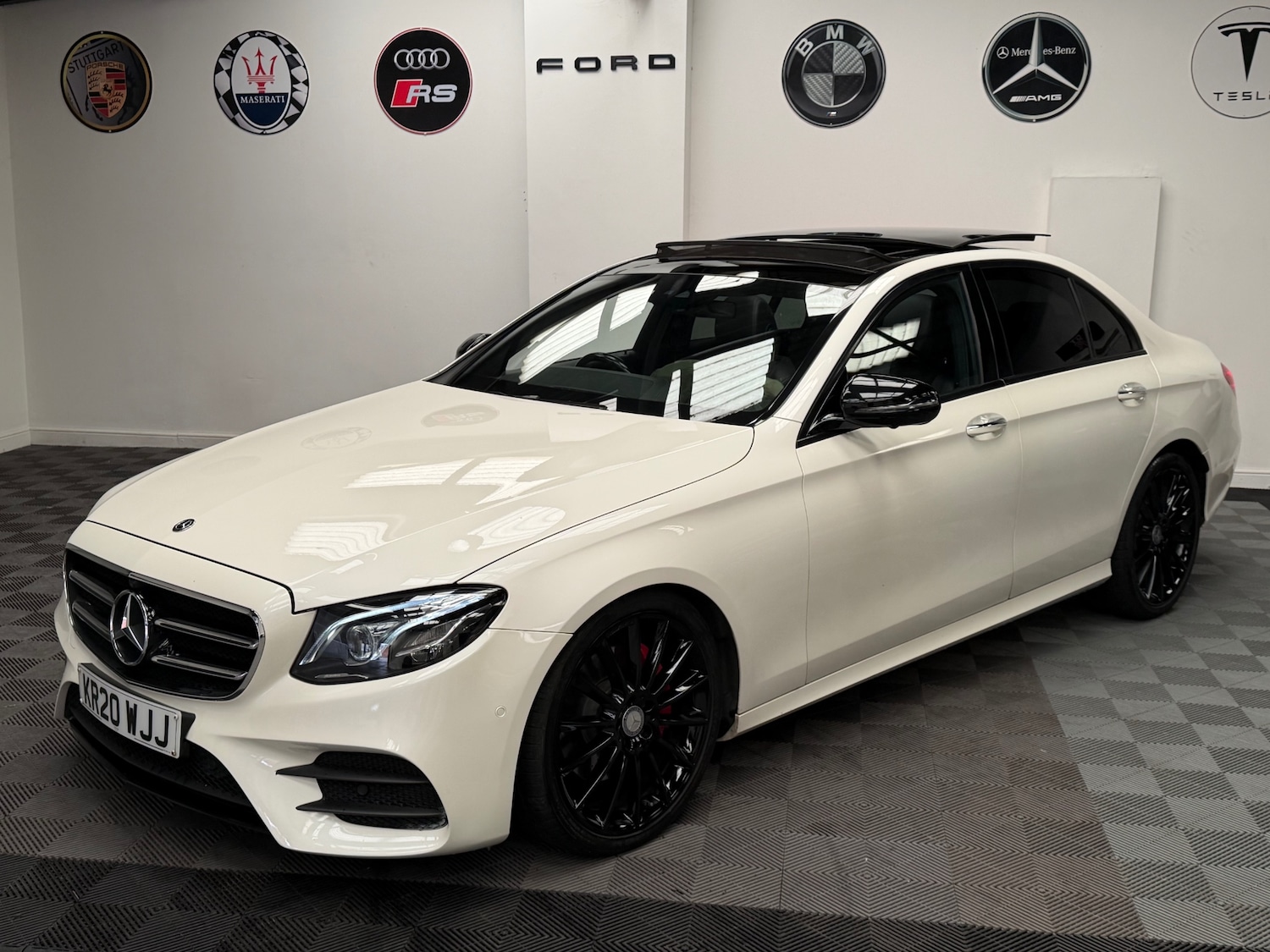 Used Mercedes-Benz E Class 2020 for sale - 77982024: Photo 22