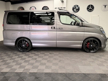 Used Nissan Elgrand undefined for sale - 78620320: Photo