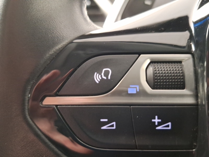 Used Peugeot 3008 2021 for sale - 77073469: Photo 13