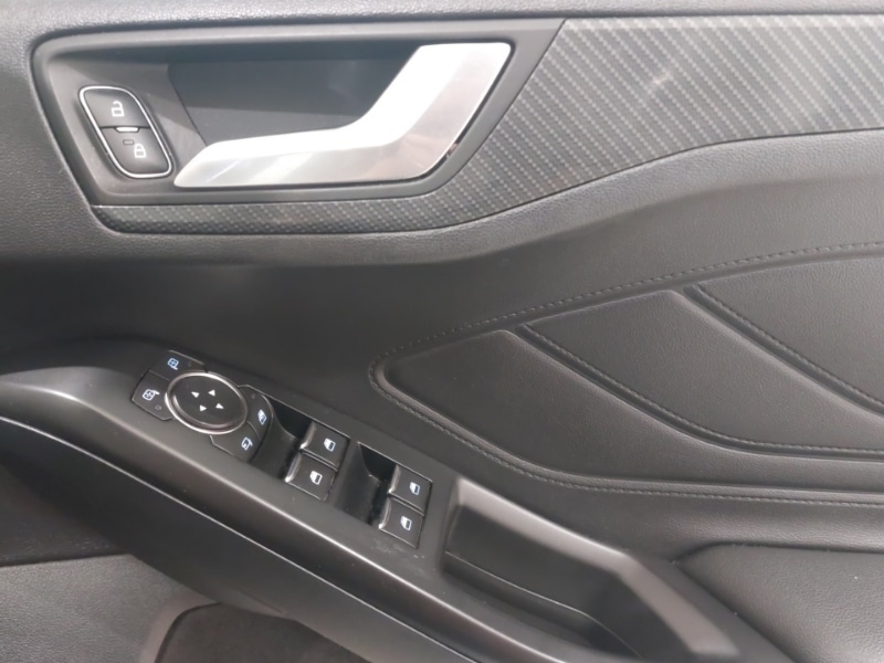 Used Ford Focus 2019 for sale - 76741704: Photo 19