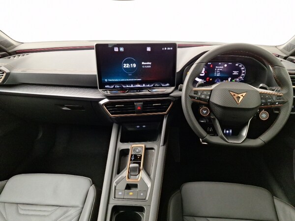 Used Cupra Leon 2025 for sale - 76264704: Photo 2