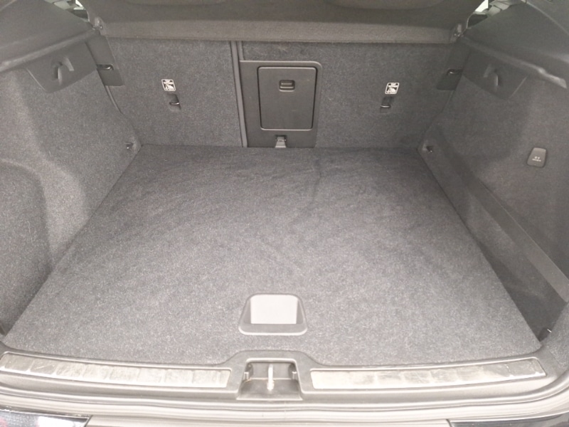 Used Volvo XC40 2020 for sale - 76816299: Photo 8