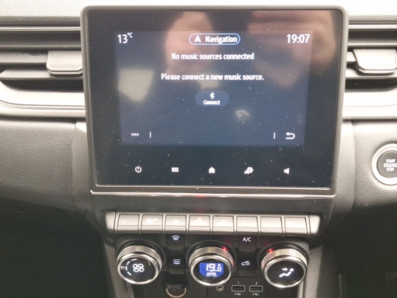 Used Renault Captur 2022 for sale - 77357945: Photo 17