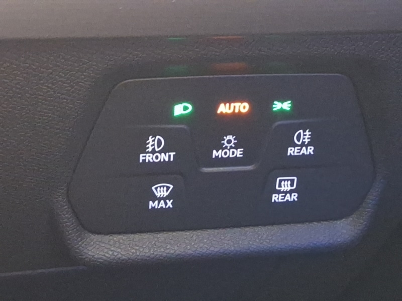 Used SEAT Leon 2025 for sale - 77921982: Photo 14