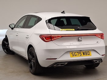 Used SEAT Leon 2025 for sale - 77921982: Photo